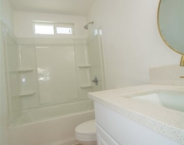 8258 Bennett Avenue - Photo Thumbnail 10