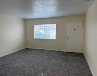 21560 Laguna - Photo Thumbnail 3