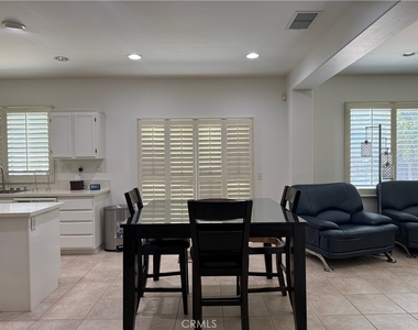 7125 Ravenswood - Photo Thumbnail 3