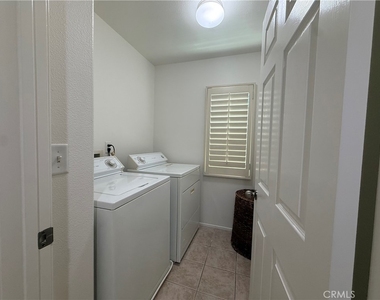 7125 Ravenswood - Photo Thumbnail 23