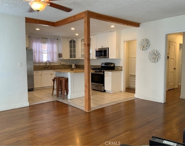 580 N Lilac - Photo Thumbnail 1