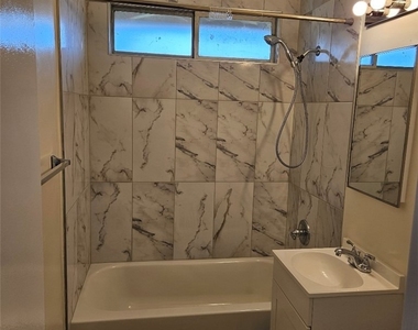 124 W Cherry - Photo Thumbnail 5