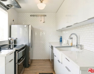 1440 23rd Street - Photo Thumbnail 8