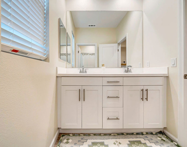 25151 Golden Maple Drive - Photo Thumbnail 42