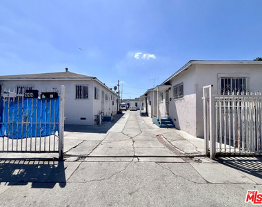 446 W 88th Street - Photo Thumbnail 17