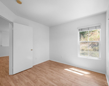 1415 Eudora Court - Photo Thumbnail 15
