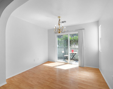 1415 Eudora Court - Photo Thumbnail 6