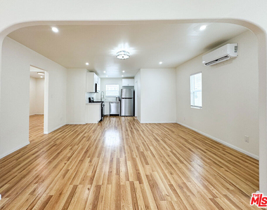 2516 Lucerne Avenue - Photo Thumbnail 4