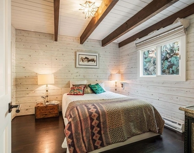 21330 Encina Road - Photo Thumbnail 11