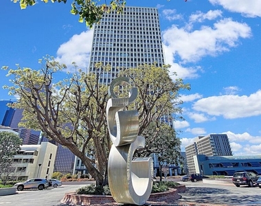800 W 1st Street - Photo Thumbnail 39