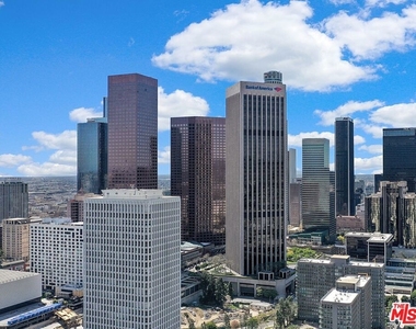 800 W 1st Street - Photo Thumbnail 55