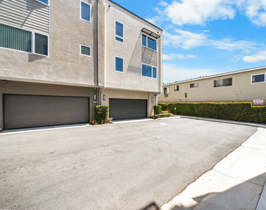 10712 Parrot Avenue - Photo Thumbnail 39