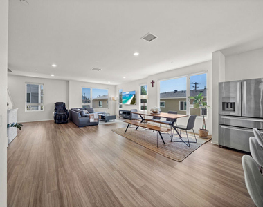 10712 Parrot Avenue - Photo Thumbnail 20