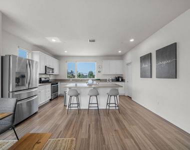 10712 Parrot Avenue - Photo Thumbnail 18