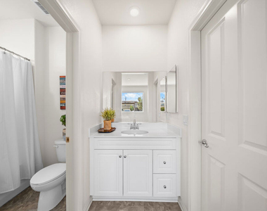10712 Parrot Avenue - Photo Thumbnail 27