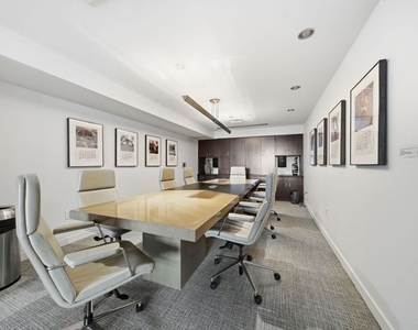 13700 Marina Pointe Drive - Photo Thumbnail 32