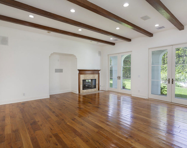 763 Patterson Place - Photo Thumbnail 5