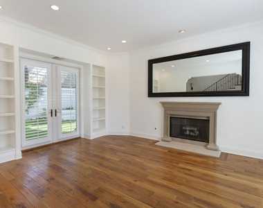 763 Patterson Place - Photo Thumbnail 7