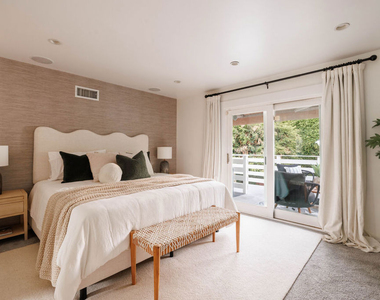 4176 Klump Avenue - Photo Thumbnail 14