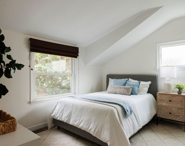 4176 Klump Avenue - Photo Thumbnail 7