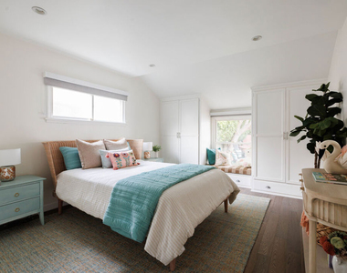 4176 Klump Avenue - Photo Thumbnail 8