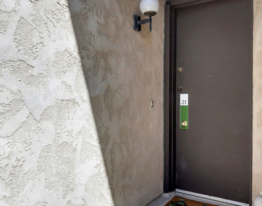 5901 Canterbury Drive - Photo Thumbnail 4