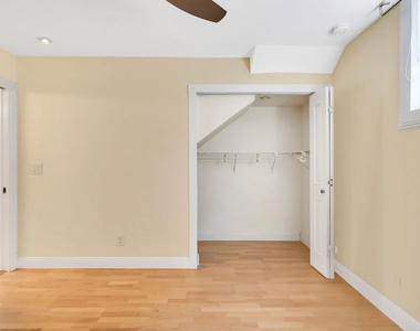 5901 Canterbury Drive - Photo Thumbnail 14
