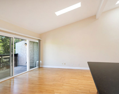5901 Canterbury Drive - Photo Thumbnail 7