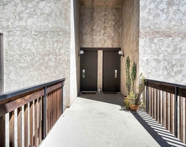 5901 Canterbury Drive - Photo Thumbnail 3