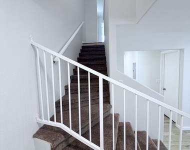 11520 Wyoming Avenue - Photo Thumbnail 4