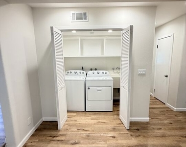 11520 Wyoming Avenue - Photo Thumbnail 15