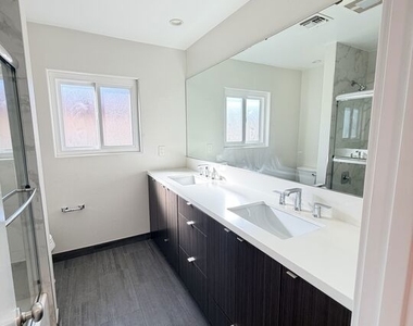 11520 Wyoming Avenue - Photo Thumbnail 20