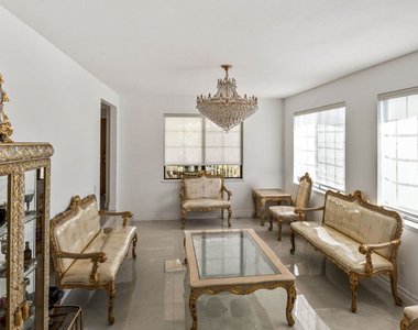 359 Dalkeith Avenue - Photo Thumbnail 17