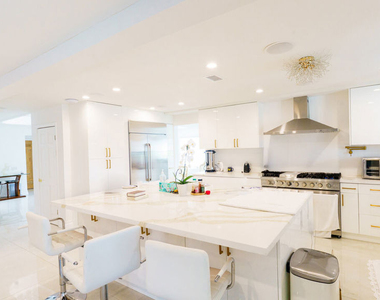359 Dalkeith Avenue - Photo Thumbnail 16