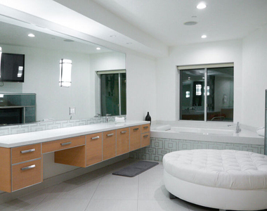6425 Weidlake Drive - Photo Thumbnail 34