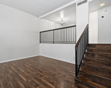 6225 Shoup Avenue - Photo Thumbnail 2