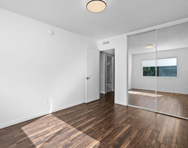 6225 Shoup Avenue - Photo Thumbnail 9