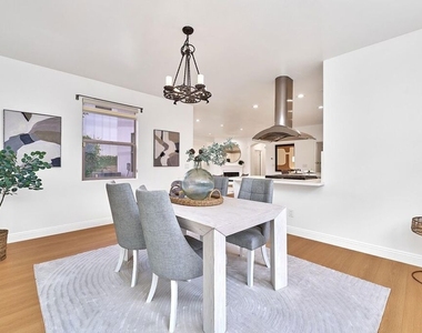 646 N Sierra Bonita Avenue - Photo Thumbnail 19
