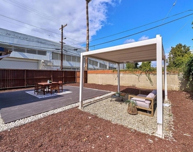 646 N Sierra Bonita Avenue - Photo Thumbnail 64