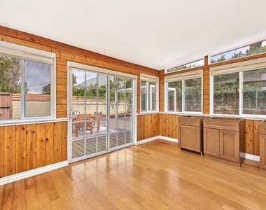 646 N Sierra Bonita Avenue - Photo Thumbnail 22