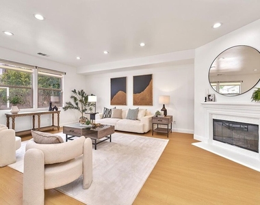 646 N Sierra Bonita Avenue - Photo Thumbnail 6