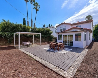 646 N Sierra Bonita Avenue - Photo Thumbnail 60