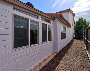 646 N Sierra Bonita Avenue - Photo Thumbnail 72