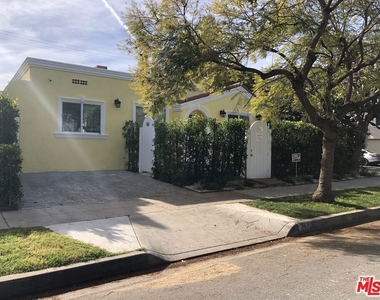 257 N La Peer Drive - Photo Thumbnail 1