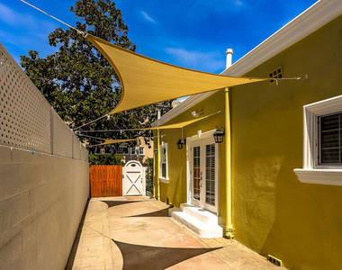 257 N La Peer Drive - Photo Thumbnail 48