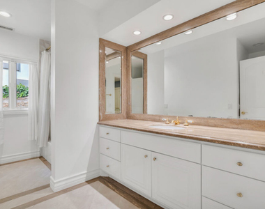 10557 Rocca Place - Photo Thumbnail 33