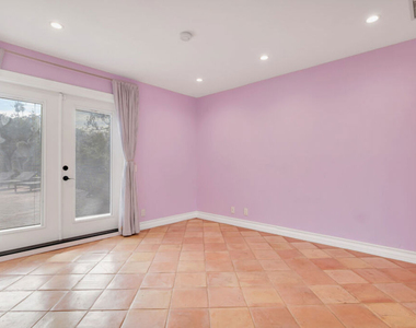10557 Rocca Place - Photo Thumbnail 36