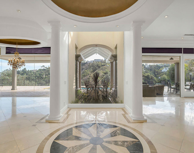 10557 Rocca Place - Photo Thumbnail 3