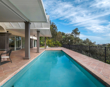 10557 Rocca Place - Photo Thumbnail 39