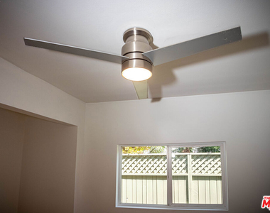 2247 Moore Street - Photo Thumbnail 14